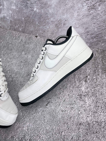 Nike Air Force 1 Low White Cordura — buty sportowe męskie w bardzo dobrym stanie rozmiar 42.5, wewnętrzny panel prawego buta