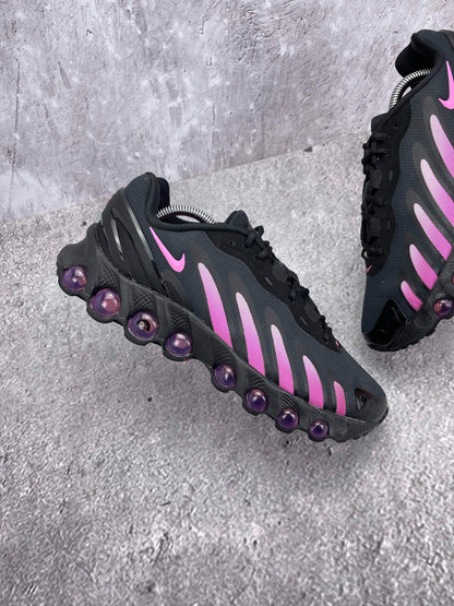 Nike Air Max Dn8 Black Pink Foam — buty sportowe męskie w bardzo dobrym stanie rozmiar 41, zewnętrzny panel prawego buta