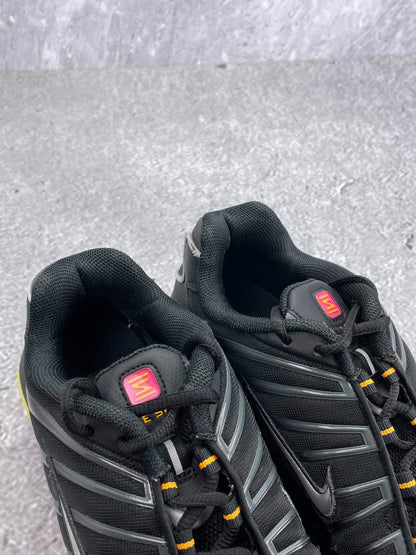 Nike Shox TL — buty sportowe męskie w bardzo dobrym stanie rozmiar 42, zapiętki butów