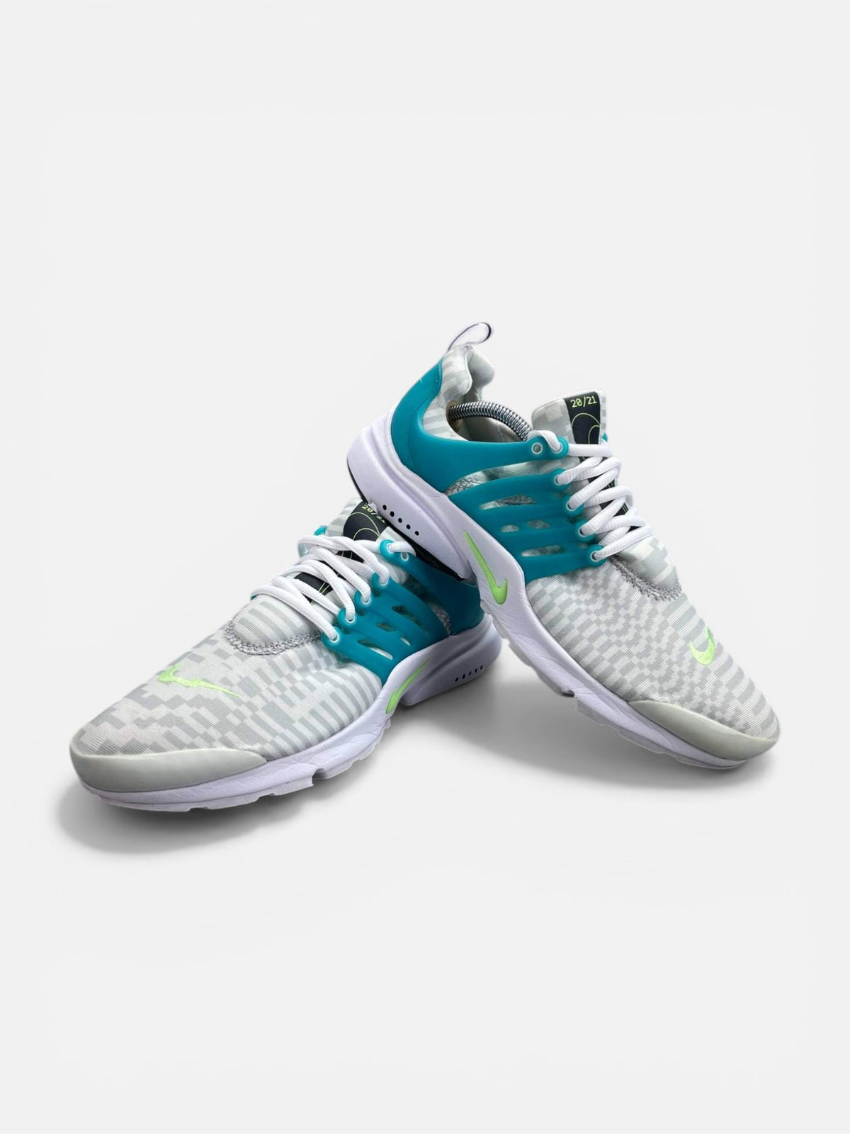 Nike Air Presto Lightning Swoosh — buty sportowe męskie w bardzo dobrym stanie rozmiar 42.5, boczny profil
