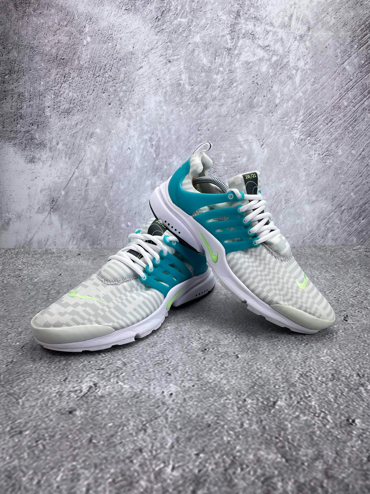 Nike Air Presto Lightning Swoosh — buty sportowe męskie w bardzo dobrym stanie rozmiar 42.5, opcjonalne zdjęcie 1