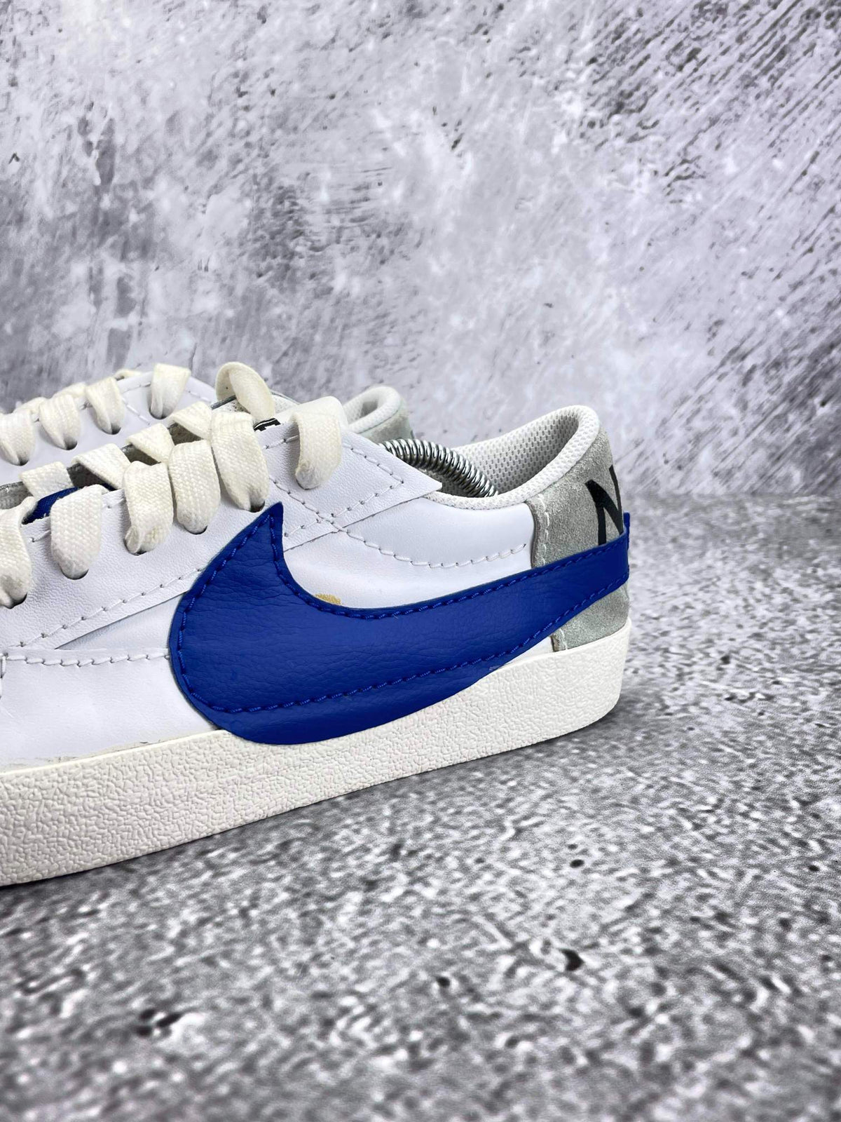 Nike Blazer Low '77 Jumbo White Old Royal — buty sportowe męskie w bardzo dobrym stanie rozmiar 43, opcjonalne zdjęcie 1