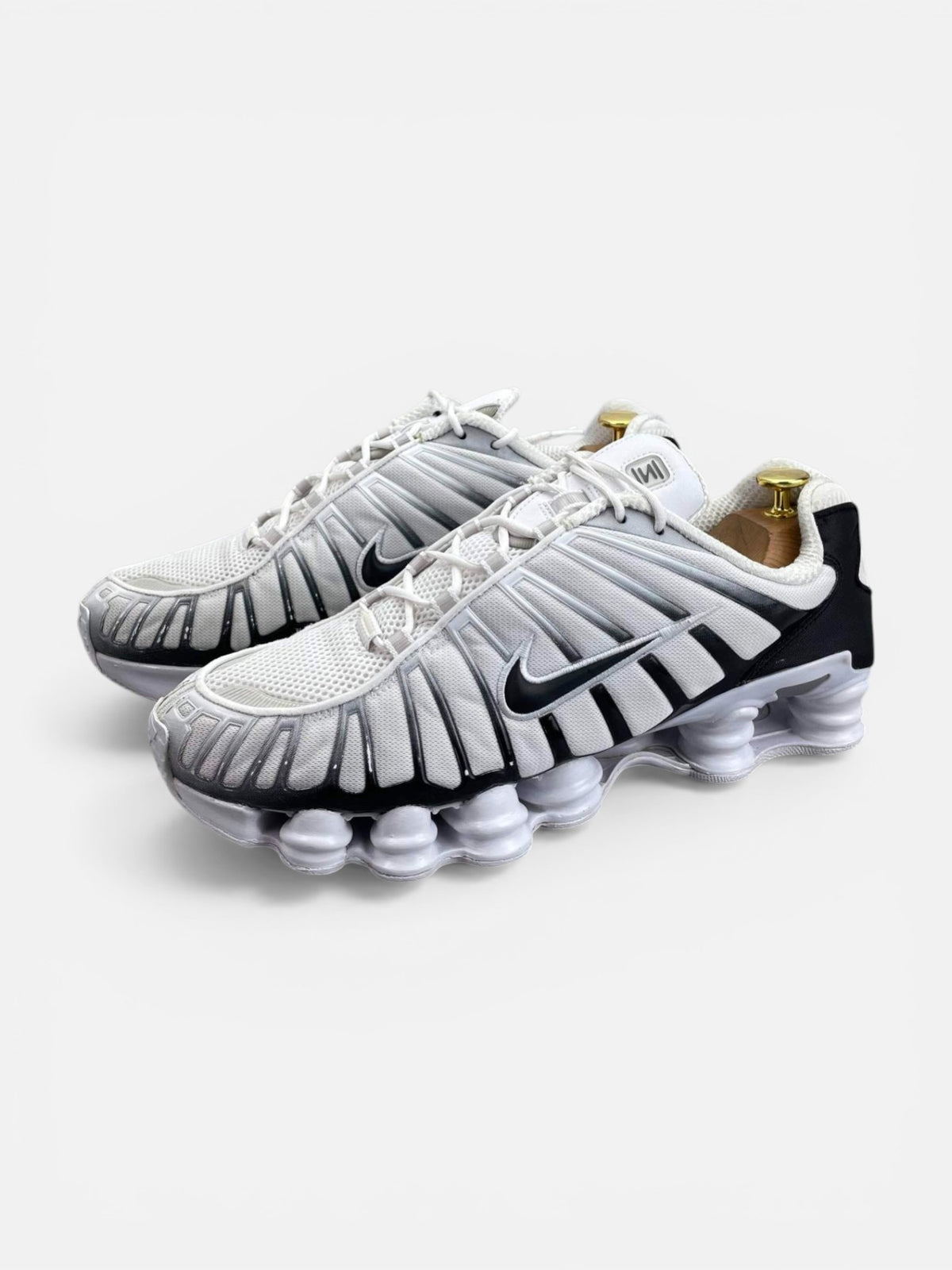 Nike Air VaporMax Plus — buty sportowe męskie w bardzo dobrym stanie rozmiar 45.5, widok z boku