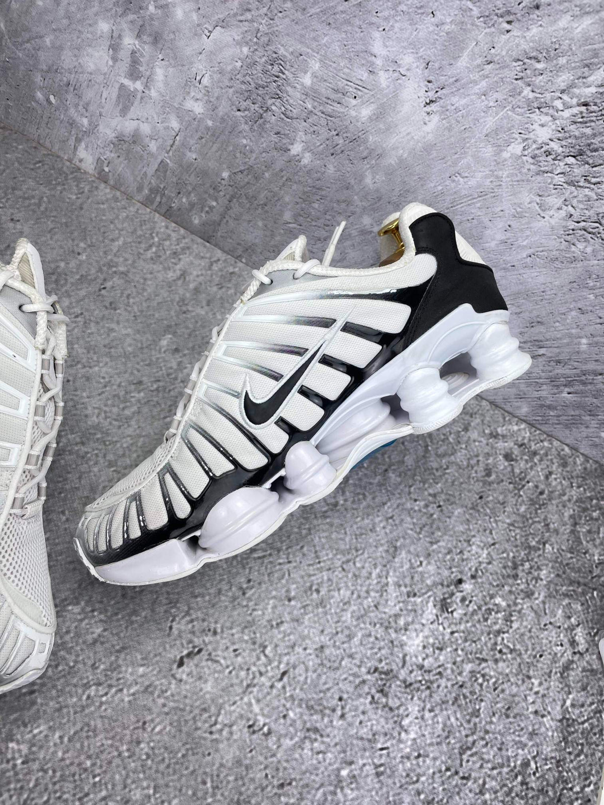 Nike Air VaporMax Plus — buty sportowe męskie w bardzo dobrym stanie rozmiar 45.5, wewnętrzny panel prawego buta