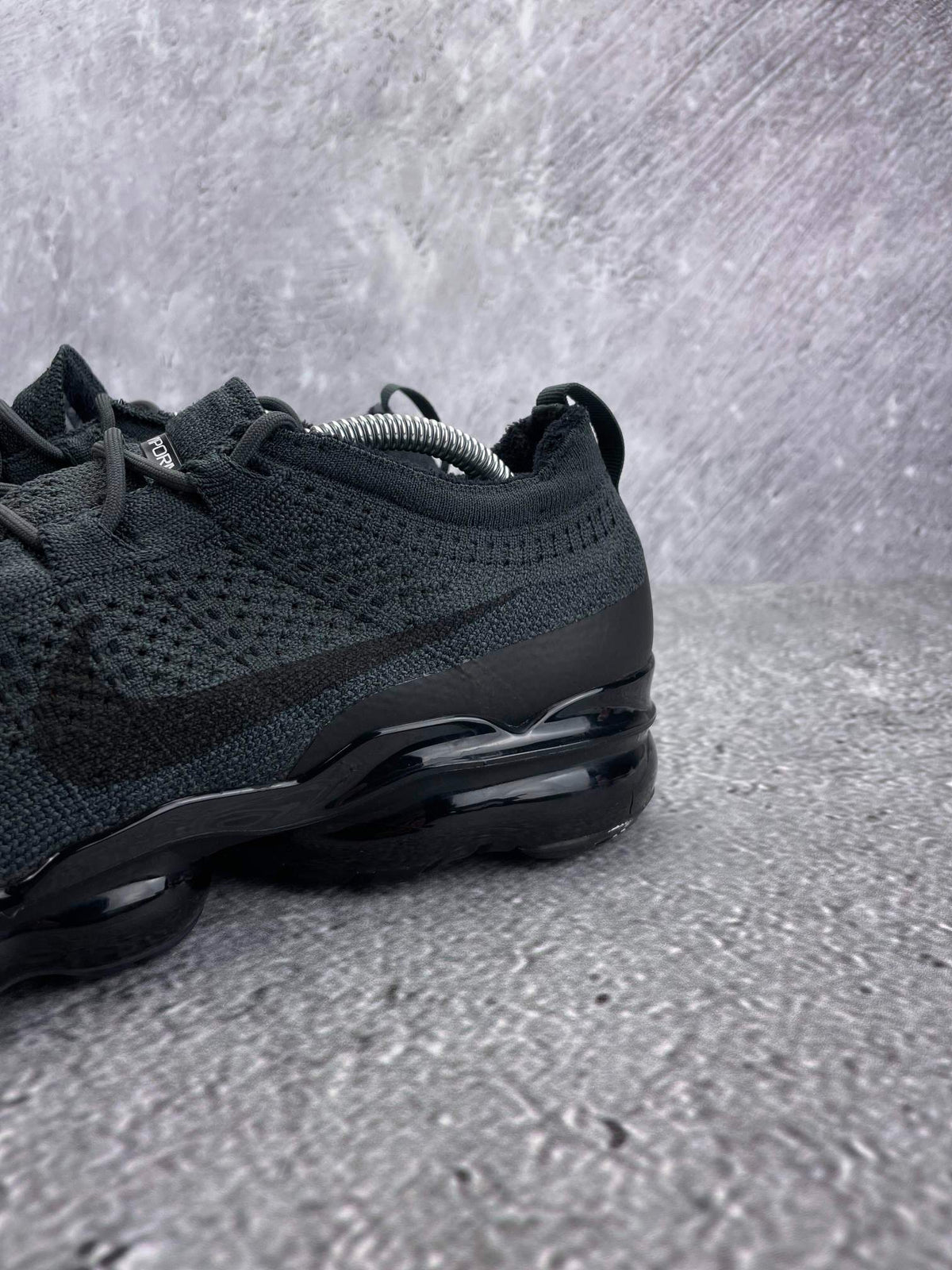 Nike Air VaporMax 2023 Flyknit Anthracite Black — buty sportowe męskie w bardzo dobrym stanie rozmiar 44, opcjonalne zdjęcie 1