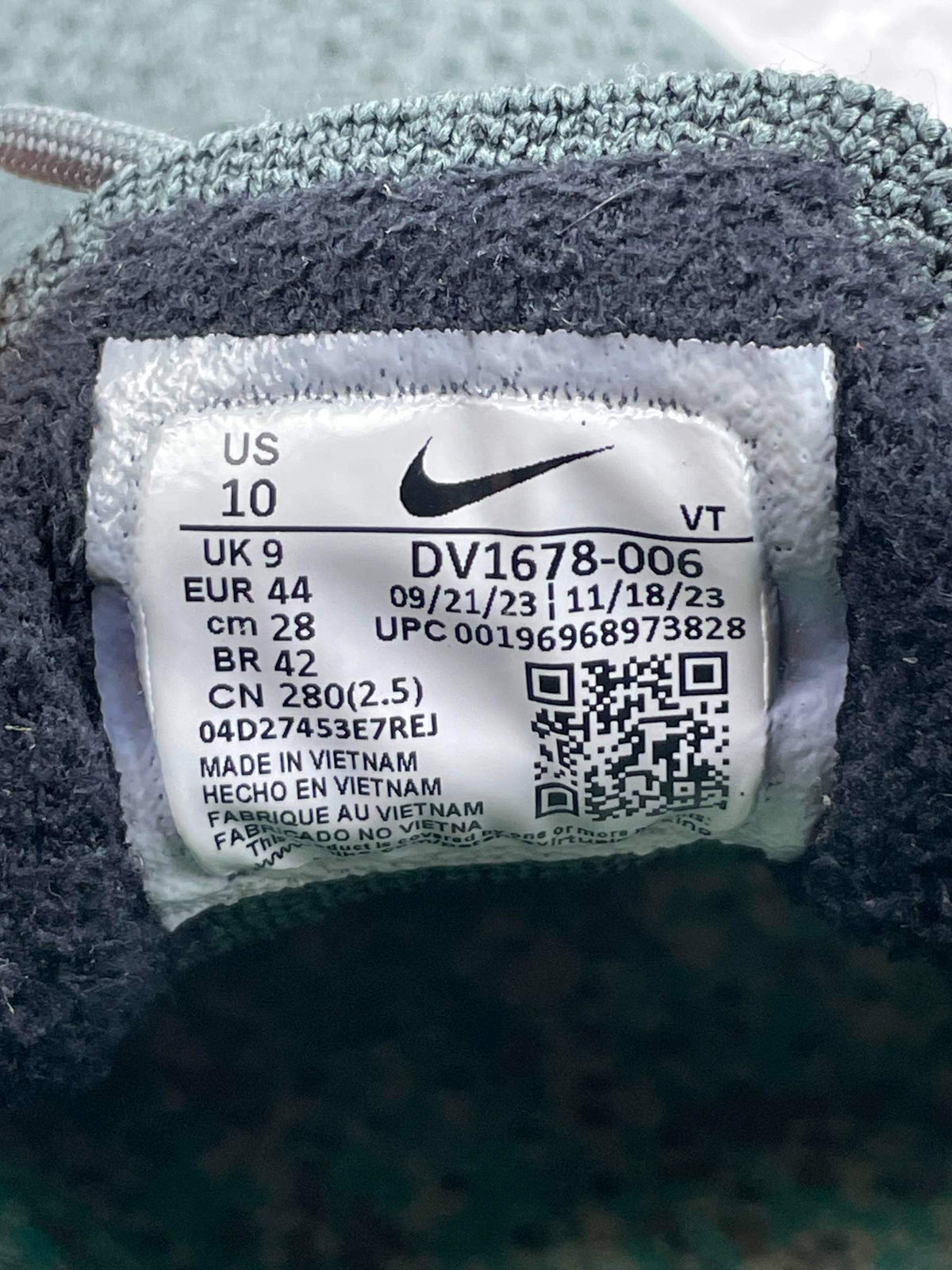 Nike Air VaporMax 2023 Flyknit Anthracite Black — buty sportowe męskie w bardzo dobrym stanie rozmiar 44, opcjonalne zdjęcie 2