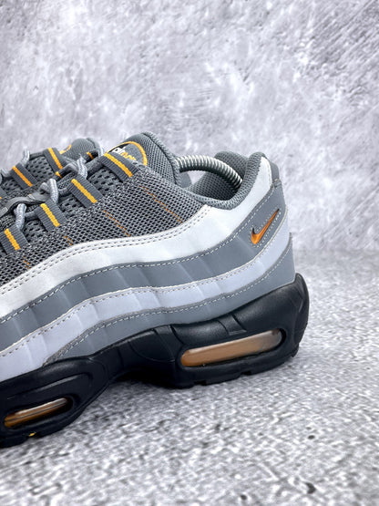 Nike Air Max 95 Cool Grey Sundial — buty sportowe męskie w bardzo dobrym stanie rozmiar 44, opcjonalne zdjęcie 1