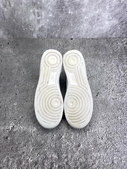 Nike Air Force 1 Low '07 White Black — buty sportowe damskie w bardzo dobrym stanie rozmiar 39, podeszwa