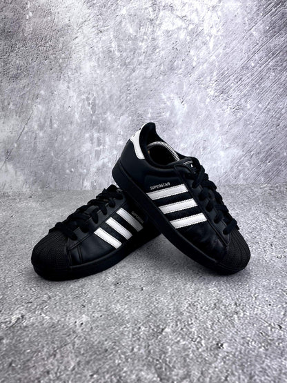 Adidas Superstar II — buty sportowe damskie w bardzo dobrym stanie rozmiar 38 2/3, podeszwa