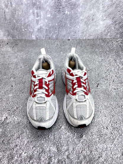 Nike V5 RNR — buty sportowe damskie w bardzo dobrym stanie rozmiar 38, widok z góry