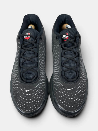 Nike Air Max Dn — buty sportowe męskie w bardzo dobrym stanie rozmiar 45, widok z góry