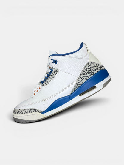 Nike Air Jordan 3 Wizards — buty sportowe męskie w bardzo dobrym stanie rozmiar 46, widok z góry na wewnętrzną stronę butów