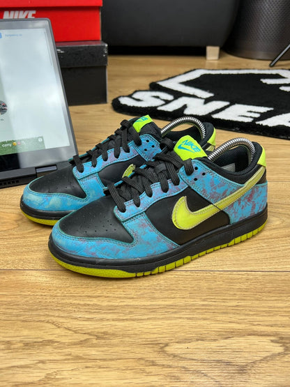 Nike Dunk Low SE Let's Dance — buty sportowe damskie w dobrym stanie rozmiar 37.5, widok z góry
