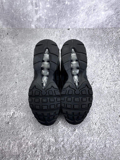 Nike Air Max 95 OG Black — buty sportowe męskie w bardzo dobrym stanie rozmiar 43, podeszwa