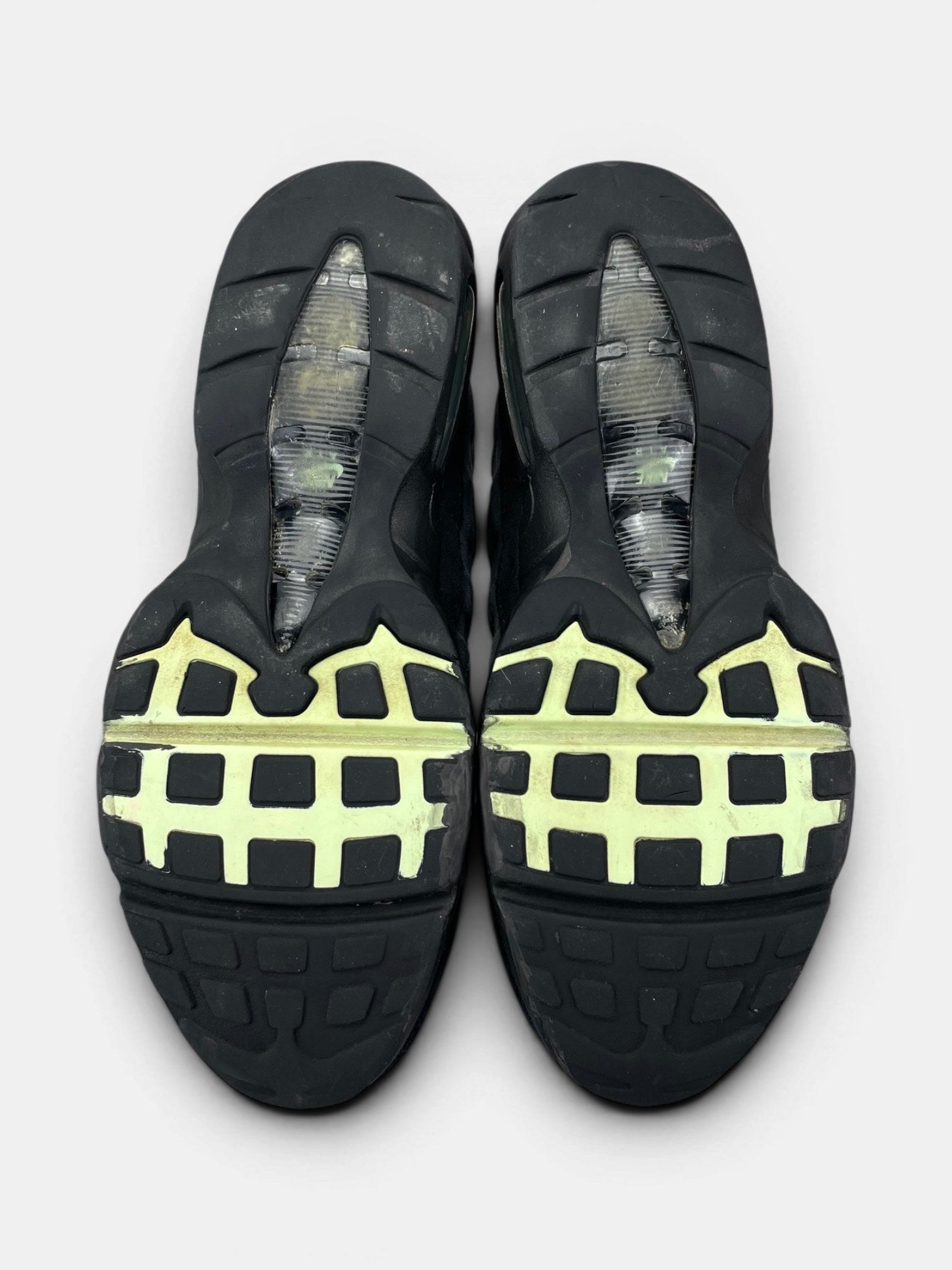 Nike Air Max 95 Vapor Green — buty sportowe męskie w bardzo dobrym stanie rozmiar 44, podeszwa