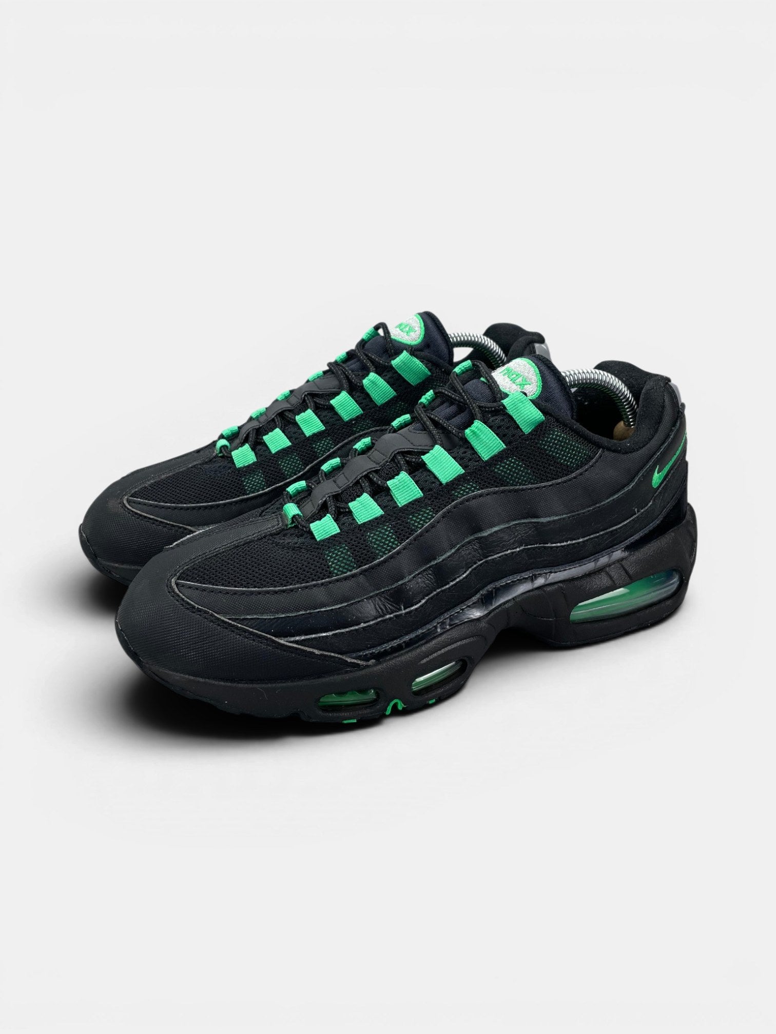 Nike Air Max 95 Green Shock — buty sportowe męskie w bardzo dobrym stanie rozmiar 42, widok z boku