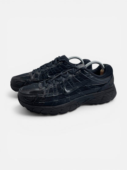 Nike P-6000 Black — buty sportowe męskie w bardzo dobrym stanie rozmiar 42, widok z boku