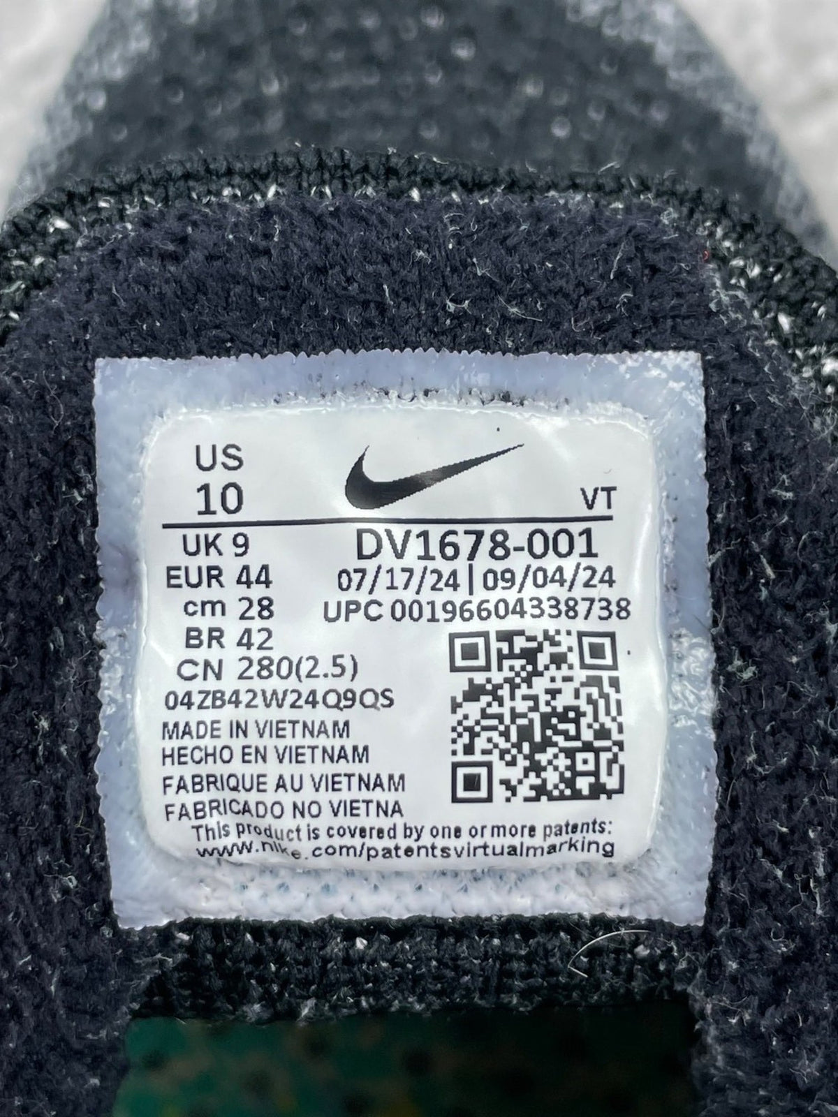Nike Air VaporMax 2023 Flyknit Oreo — buty sportowe męskie w bardzo dobrym stanie rozmiar 44, opcjonalne zdjęcie 2