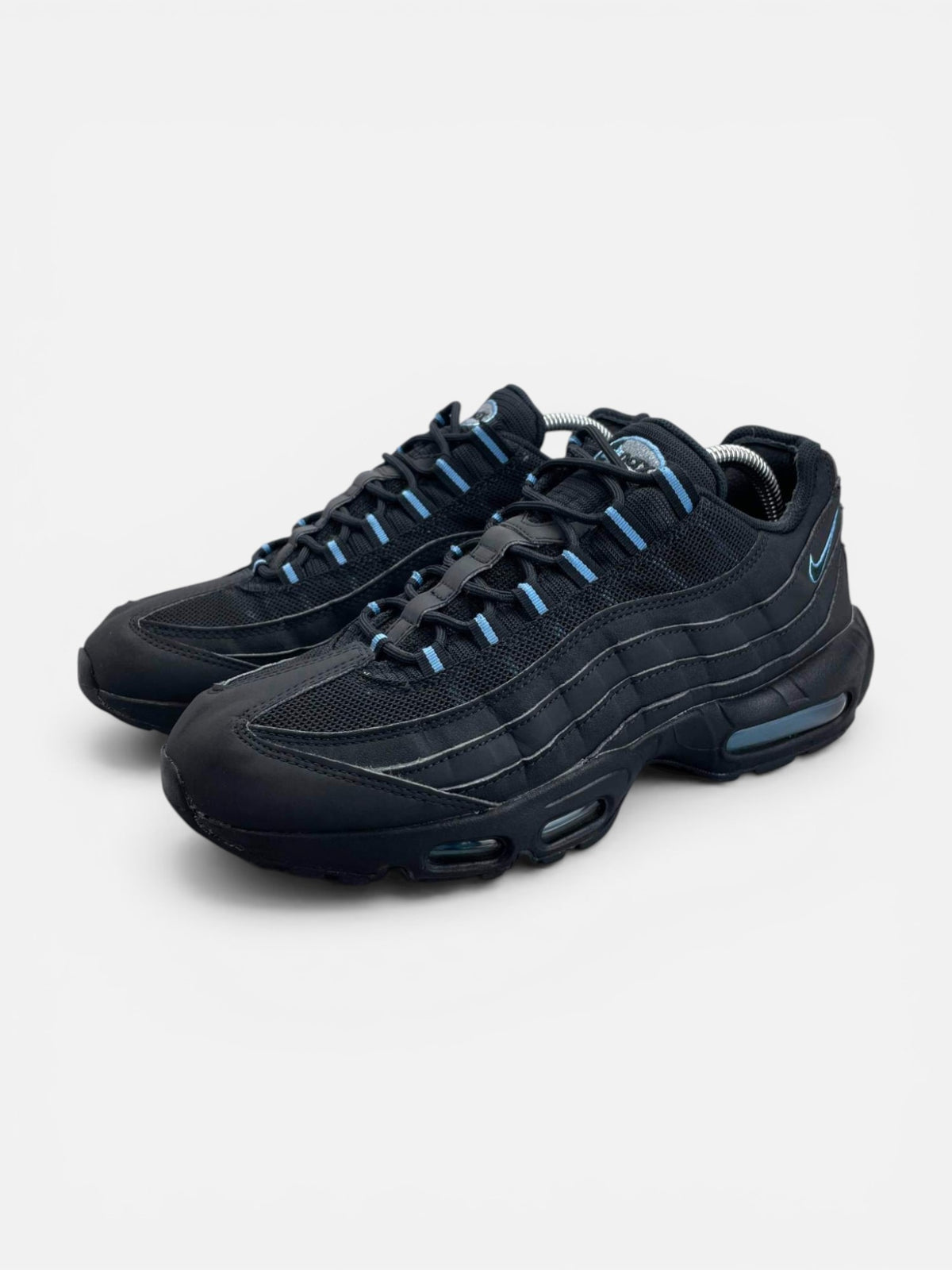 Nike Air Max 95 Black University Blue — buty sportowe męskie w bardzo dobrym stanie rozmiar 43, widok z boku