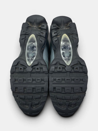 Nike Air Max 95 Ultra Cool Grey — buty sportowe męskie w bardzo dobrym stanie rozmiar 44, podeszwa