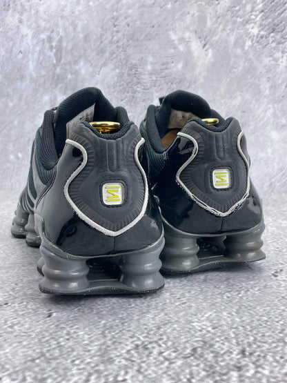 Nike Shox TL Black Iron Grey — buty sportowe męskie w bardzo dobrym stanie rozmiar 45.5, widok z tyłu