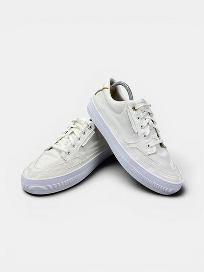 Tommy Hilfiger Sneakers — buty sportowe damskie w bardzo dobrym stanie rozmiar 42, boczny profil