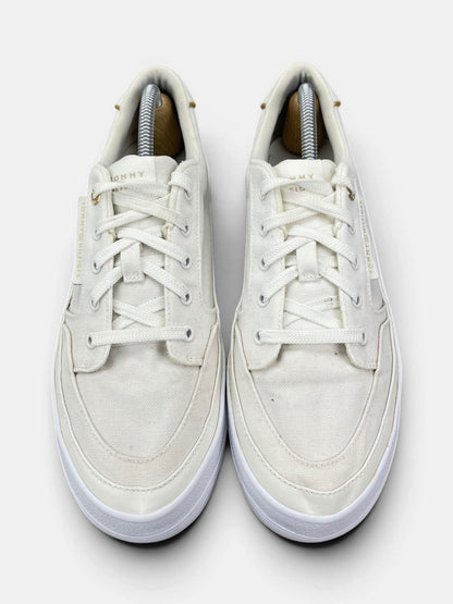 Tommy Hilfiger Sneakers — buty sportowe damskie w bardzo dobrym stanie rozmiar 42, widok z góry