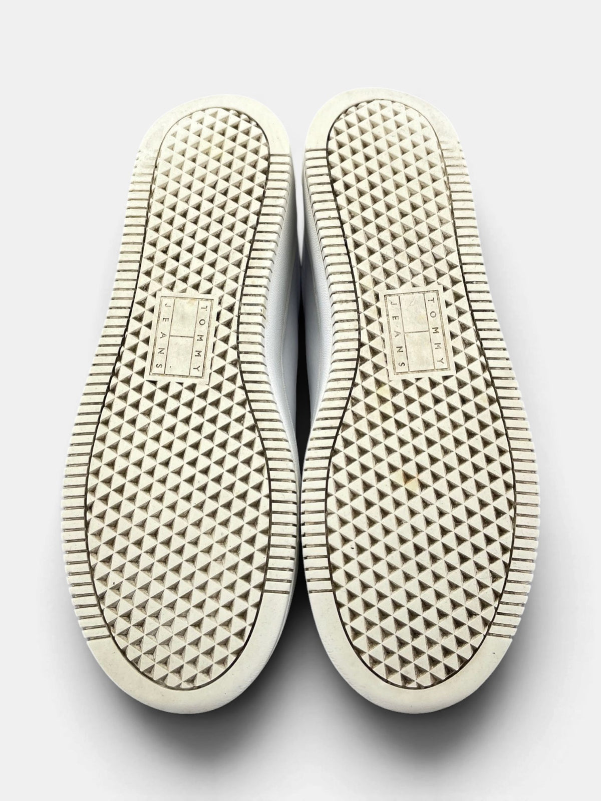 Tommy Hilfiger Platform Sneakers — buty sportowe damskie w bardzo dobrym stanie rozmiar 38, podeszwa