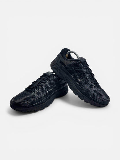 Nike P-6000 Black — buty sportowe męskie w bardzo dobrym stanie rozmiar 43, boczny profil