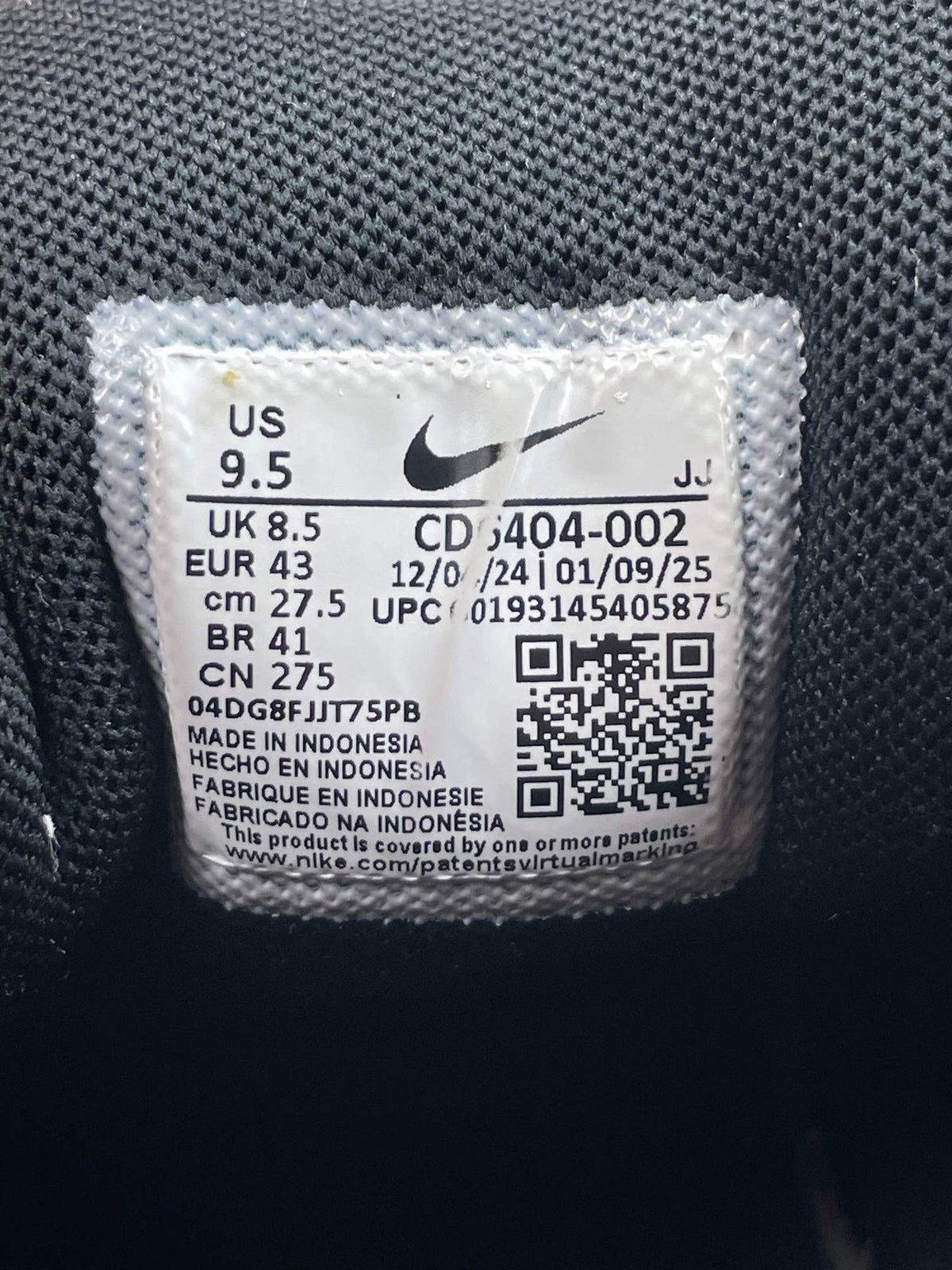 Nike P-6000 Black — buty sportowe męskie w bardzo dobrym stanie rozmiar 43, zapiętki butów