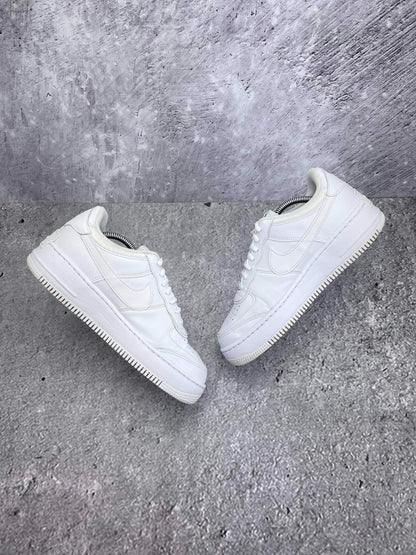 Nike Air Force 1 Shadow Triple White — buty sportowe damskie w bardzo dobrym stanie rozmiar 40, widok z góry na wewnętrzną stronę butów