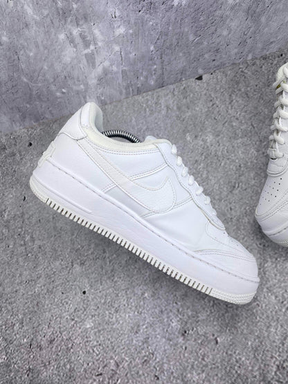 Nike Air Force 1 Shadow Triple White — buty sportowe damskie w bardzo dobrym stanie rozmiar 40, wewnętrzny panel lewego buta