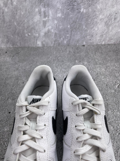 Nike Air Force 1 Low '07 White Black — buty sportowe damskie w bardzo dobrym stanie rozmiar 39, podeszwa
