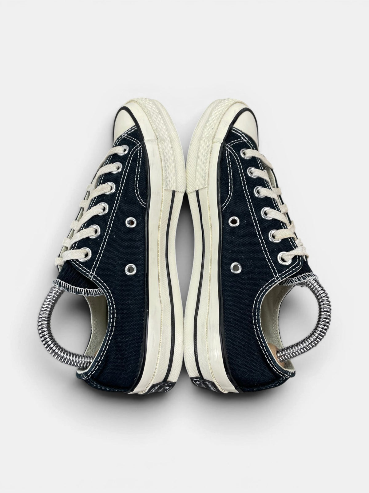 Converse Chuck Taylor All Star 70 Ox — buty sportowe damskie w bardzo dobrym stanie rozmiar 37.5, zewnętrzny panel prawego buta