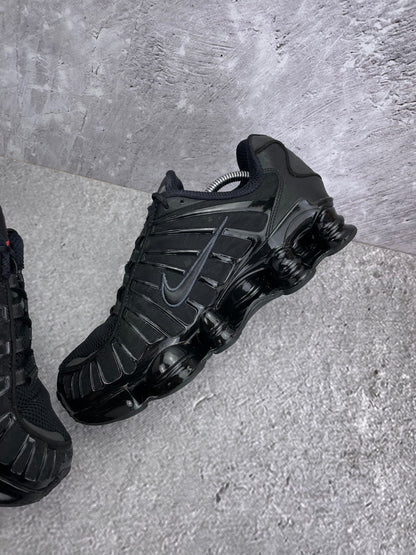 Nike Shox TL Metallic Hematite — buty sportowe męskie w bardzo dobrym stanie rozmiar 42.5, wewnętrzny panel lewego buta