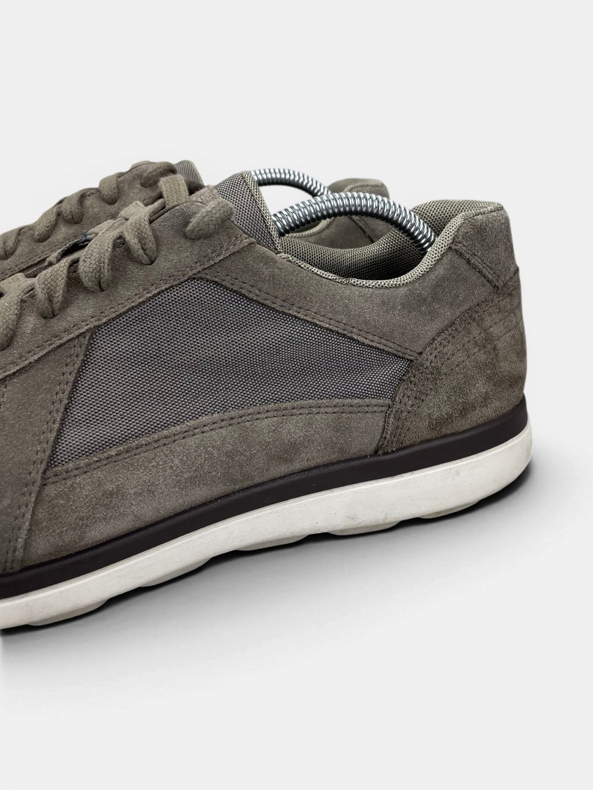 Geox Suede Sneakers — buty sportowe męskie w bardzo dobrym stanie rozmiar 43, opcjonalne zdjęcie 1