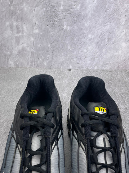 Nike Air Max Plus 3 Black White — buty sportowe męskie w bardzo dobrym stanie rozmiar 45, opcjonalne zdjęcie 1