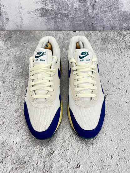Nike Air Max 1 Midnight Navy — buty sportowe męskie w bardzo dobrym stanie rozmiar 42, widok z góry