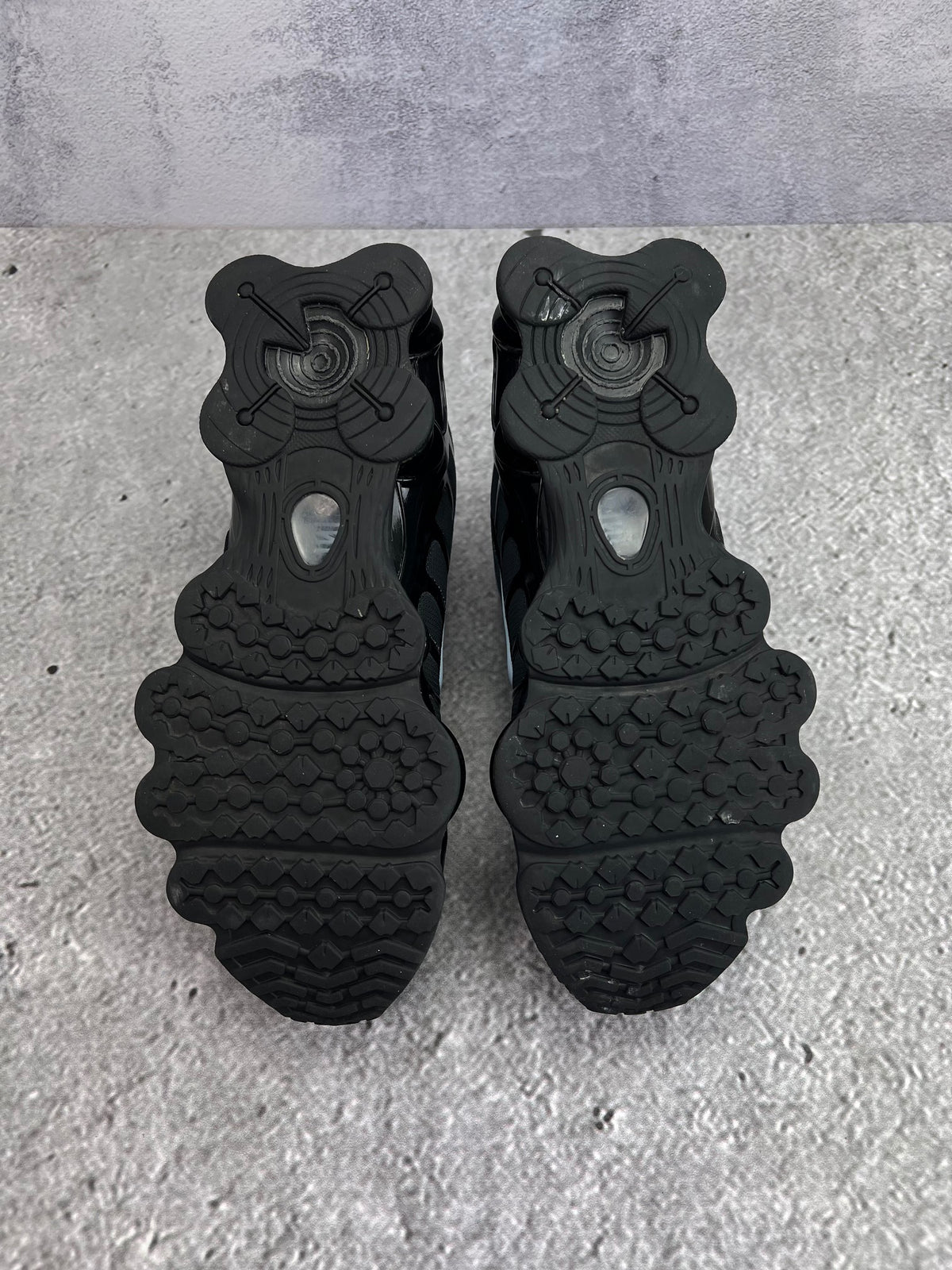 Nike Shox TL Black Celestine Blue — buty sportowe męskie w bardzo dobrym stanie rozmiar 42.5, widok z tyłu