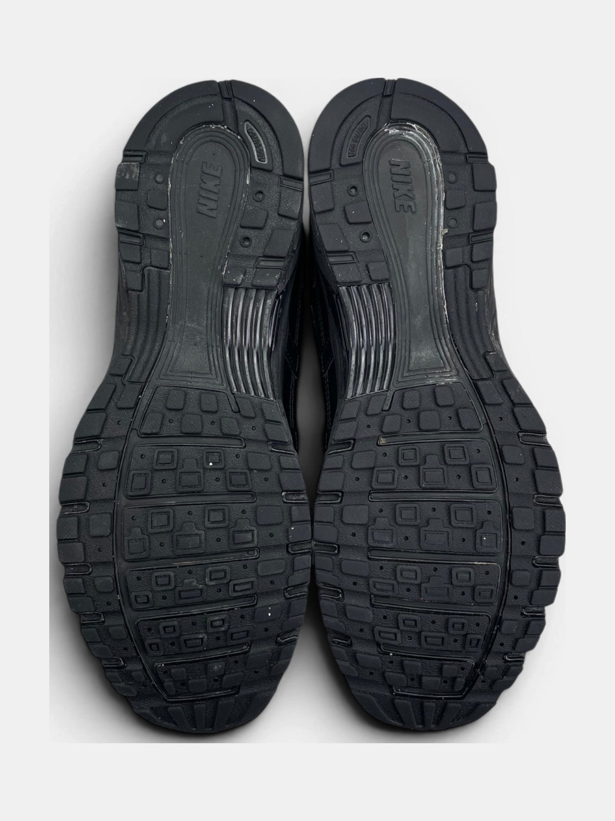 Nike P-6000 rozmiar 42.5