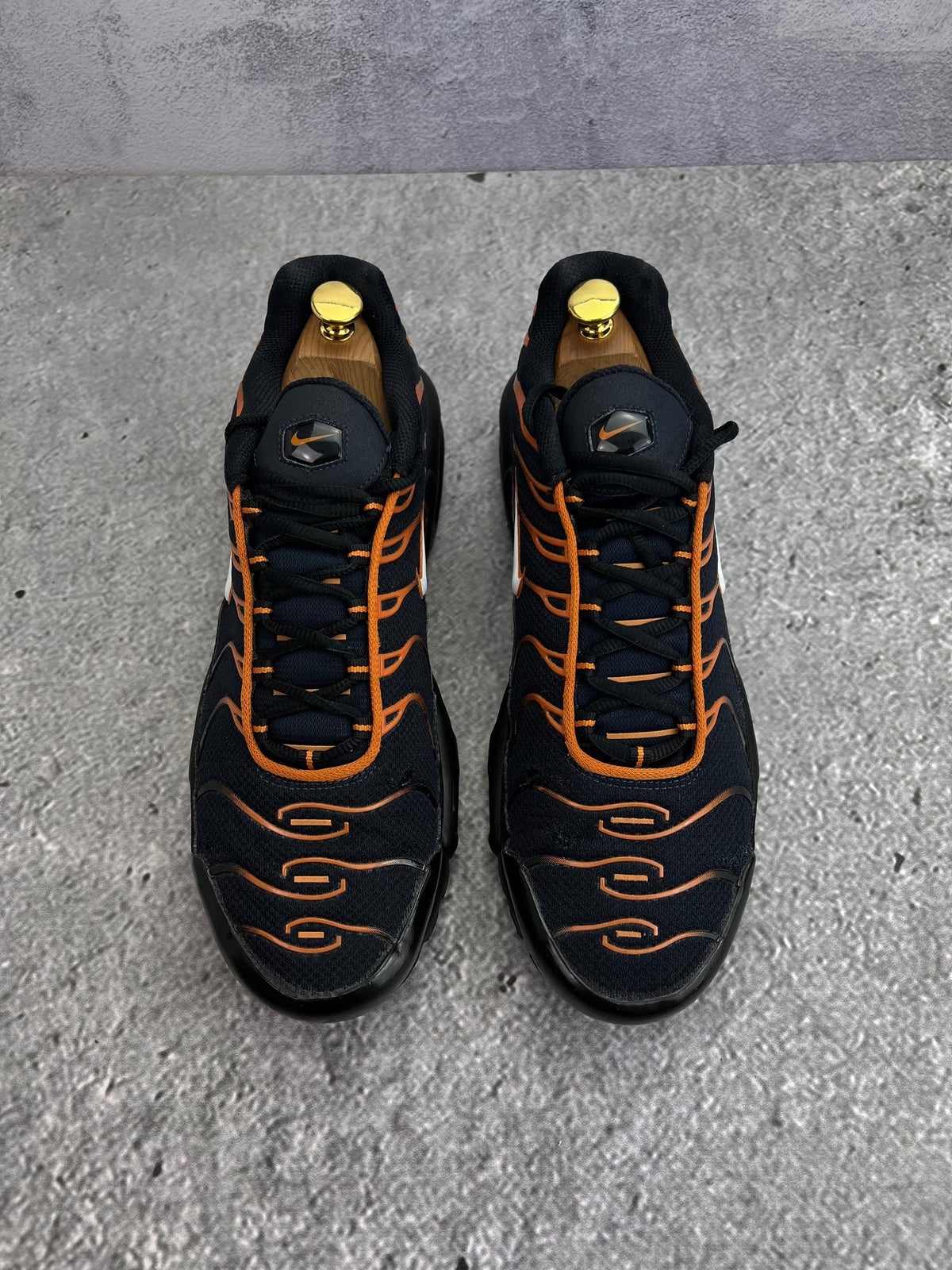 Nike Air Max Plus Dark Obsidian Monarch — buty sportowe męskie w bardzo dobrym stanie rozmiar 47.5, podeszwa