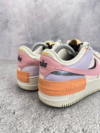 Nike Air Force 1 Shadow Triple White — buty sportowe damskie w bardzo dobrym stanie rozmiar 41, widok z góry