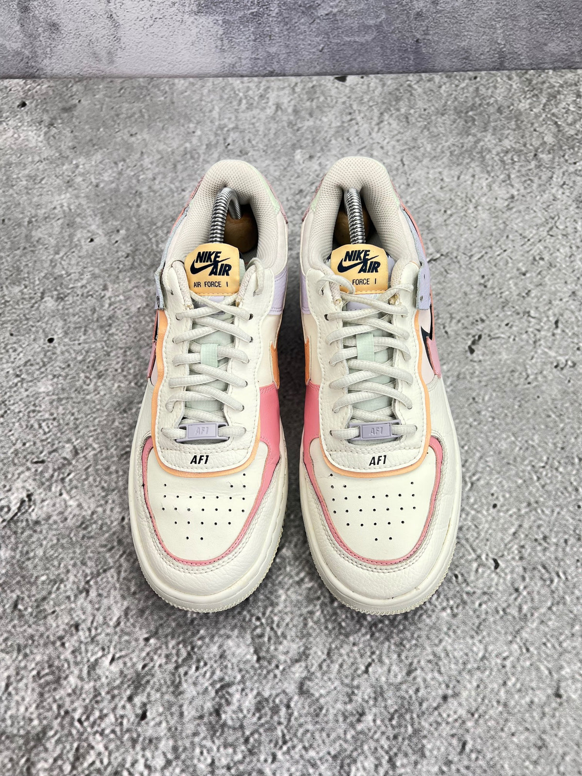 Nike Air Force 1 Shadow Triple White — buty sportowe damskie w bardzo dobrym stanie rozmiar 41, podeszwa