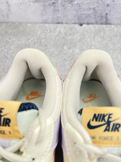 Nike Air Force 1 Shadow Triple White — buty sportowe damskie w bardzo dobrym stanie rozmiar 41, zapiętki butów