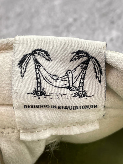 Nike Air Force 1 '07 LV8 NN Sun Club — buty sportowe męskie w bardzo dobrym stanie rozmiar 44.5, widok z boku na tle studyjnym