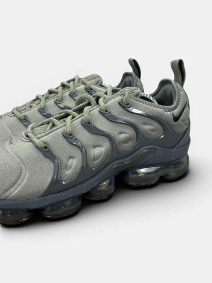 Nike Air VaporMax Plus Dark Stucco — buty sportowe męskie w bardzo dobrym stanie rozmiar 42, opcjonalne zdjęcie 1