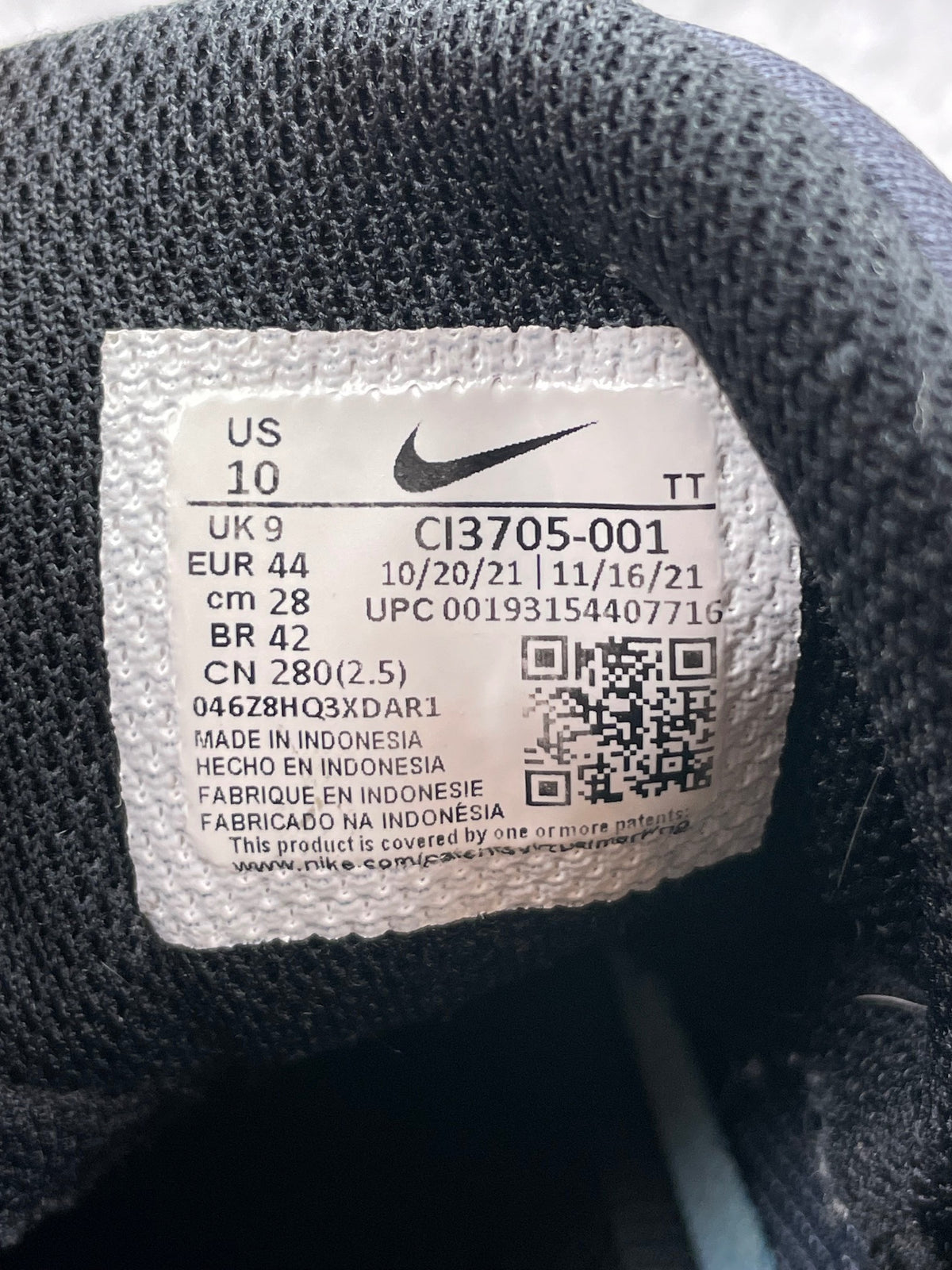 Nike Air Max 95 Essential Triple Black — buty sportowe męskie w bardzo dobrym stanie rozmiar 44, opcjonalne zdjęcie 2