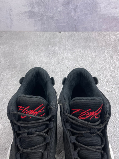 Jordan Max Aura 4 Bred — buty sportowe męskie w bardzo dobrym stanie rozmiar 40, zapiętki butów