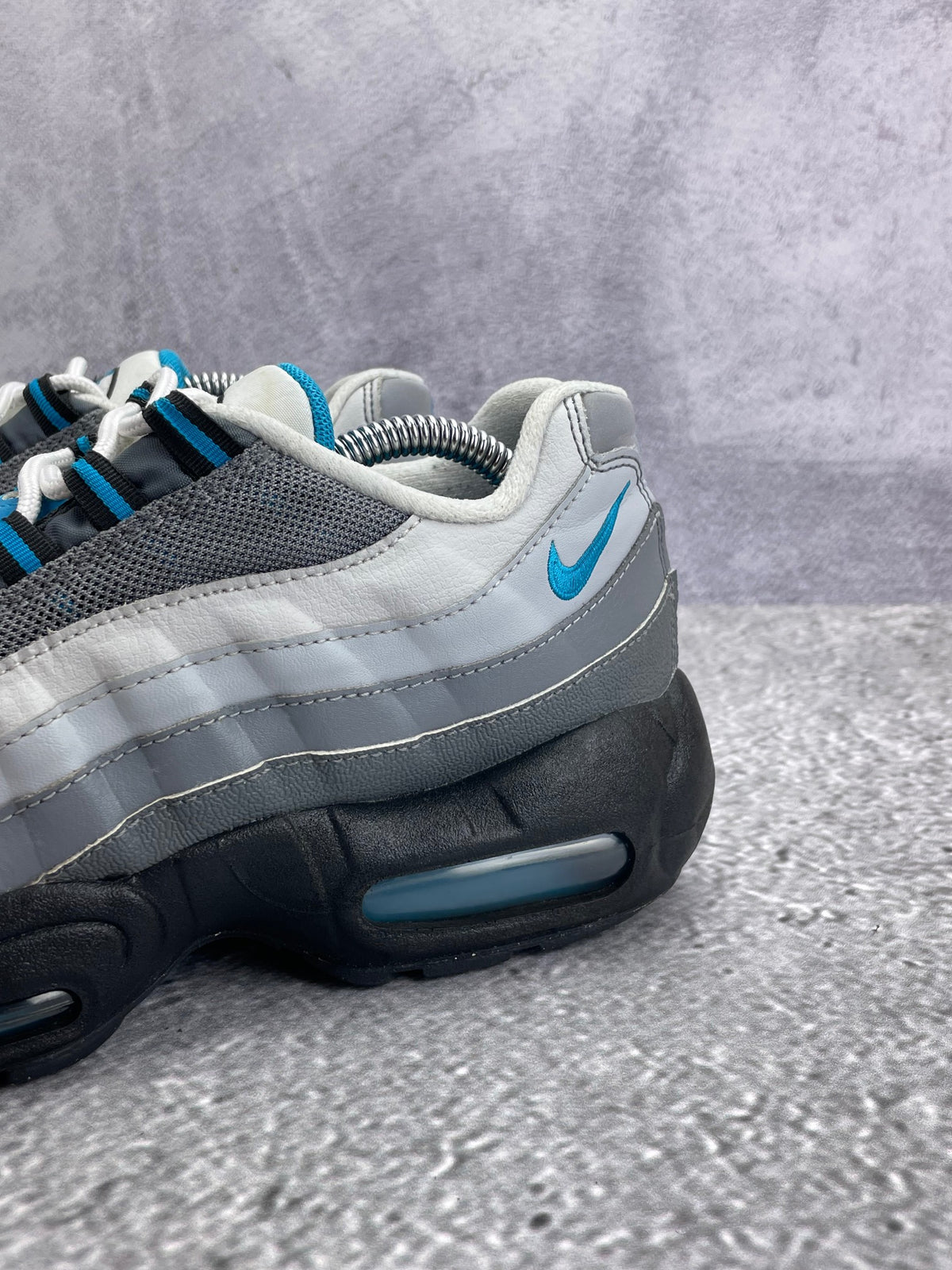 Nike Air Max 95 Recraft Grey Laser Blue — buty sportowe męskie w bardzo dobrym stanie rozmiar 40, opcjonalne zdjęcie 1