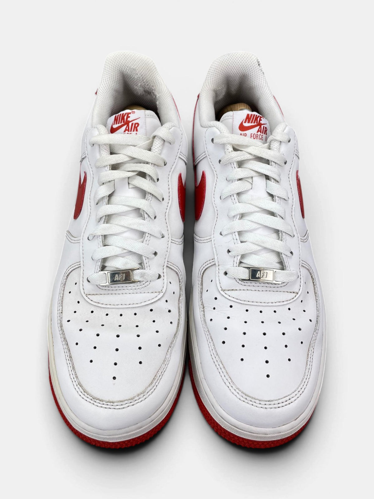Nike Air Force 1 Low White/Dragon Red — buty sportowe męskie w bardzo dobrym stanie rozmiar 46, widok z góry